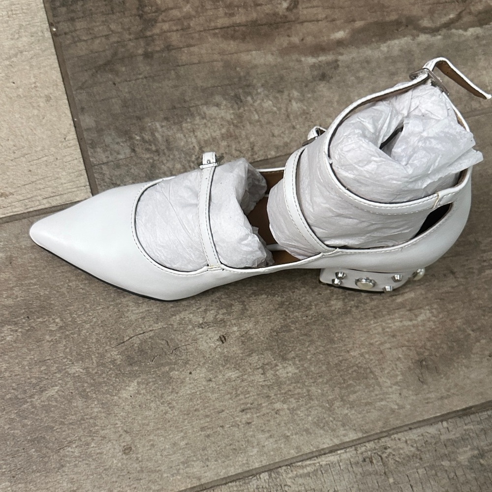 Design Lab Lord & Taylor White Heels